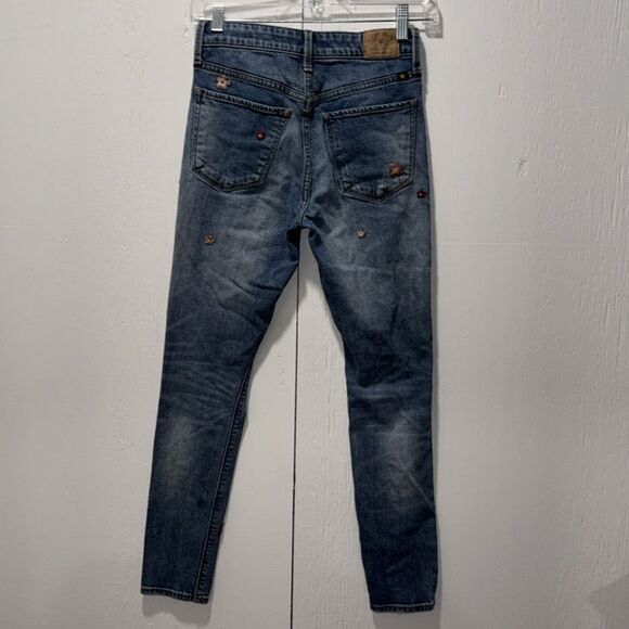 Lucky Brand floral embroidery distressed jeans skinny size 00/24. - Picture 5 of 7